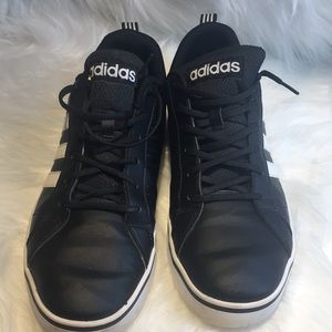 Men’s athletic shoes